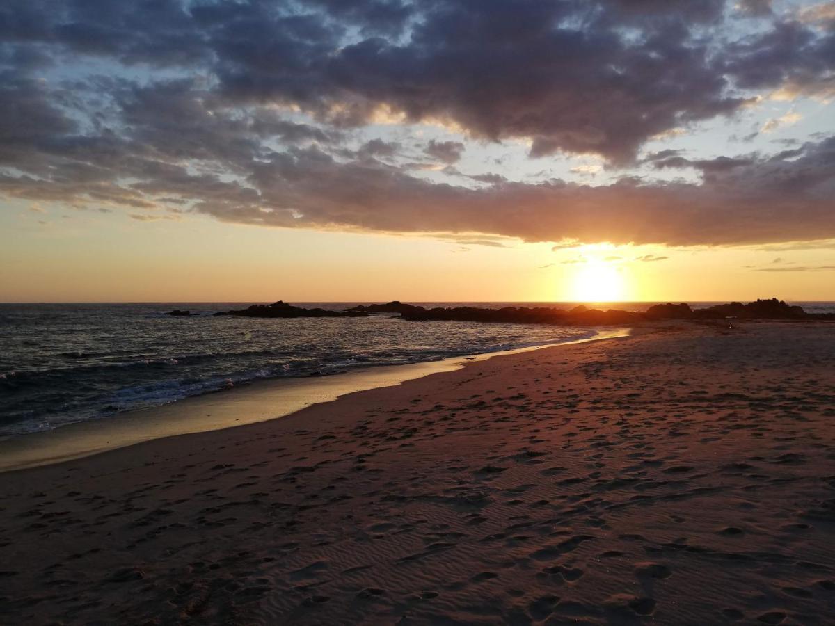Casa De Praia วิลาโดคันด์ ภายนอก รูปภาพ